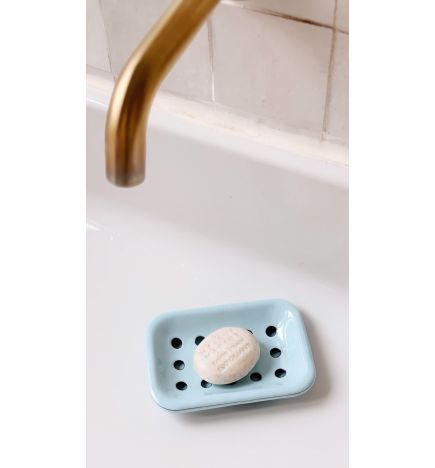 GENTLE EXFOLIATOR WITH COCONUT POWDER