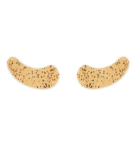 Brightening and revitalising eye patches with plants.