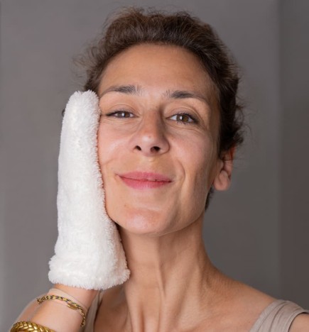 Water-only Makeup Remover Glove / Washable Reusable / off White