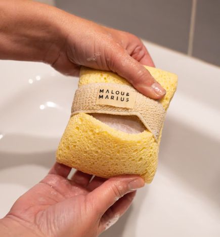 BODY SPONGE SOAP HOLDER