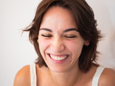 Peau & émotions : comment le stress impacte votre peau ?
